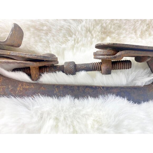 Antique Ice Skates Decorative Cutouts Adjustable Clamp-On - Picture 5 of 8